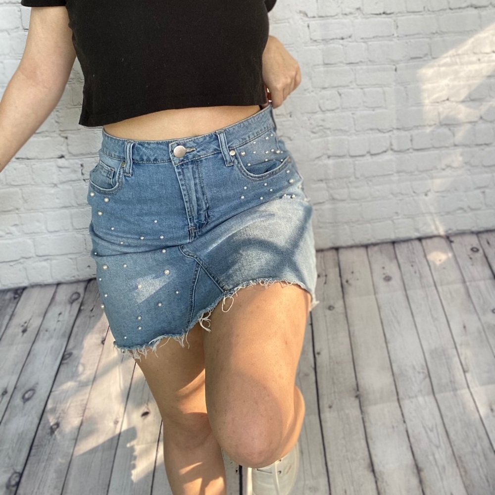 High waisted denim mini skirt raw hem